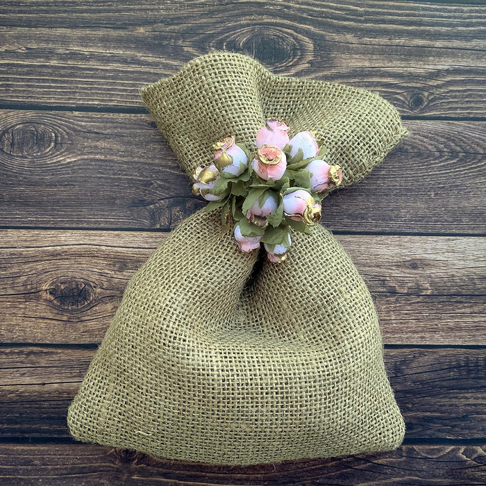 Peach-rosebuds-with-metallic-gold