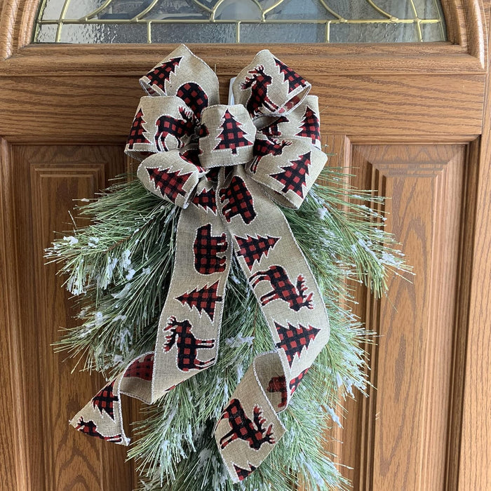 Christmas Wreath Bow Moose And Bears Plaid Applique on a Linen Background