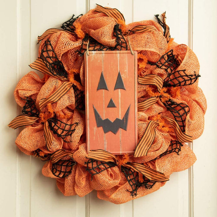 halloween-sign-wreath-decoration