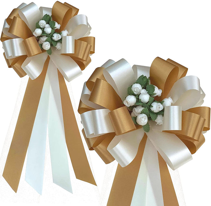 ivory-and-gold-wedding-pew-bows