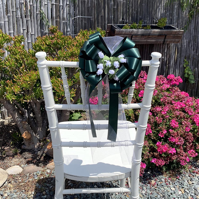 white-rosebuds-hunter-green-bows